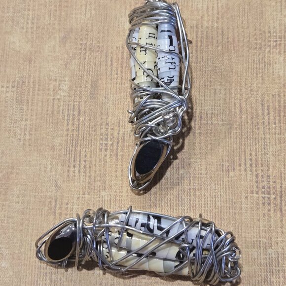 Women's Oblong Enamel Wire Wrapped Pierced Earrings - Cream/Black - Size Small - Picture 2 of 6